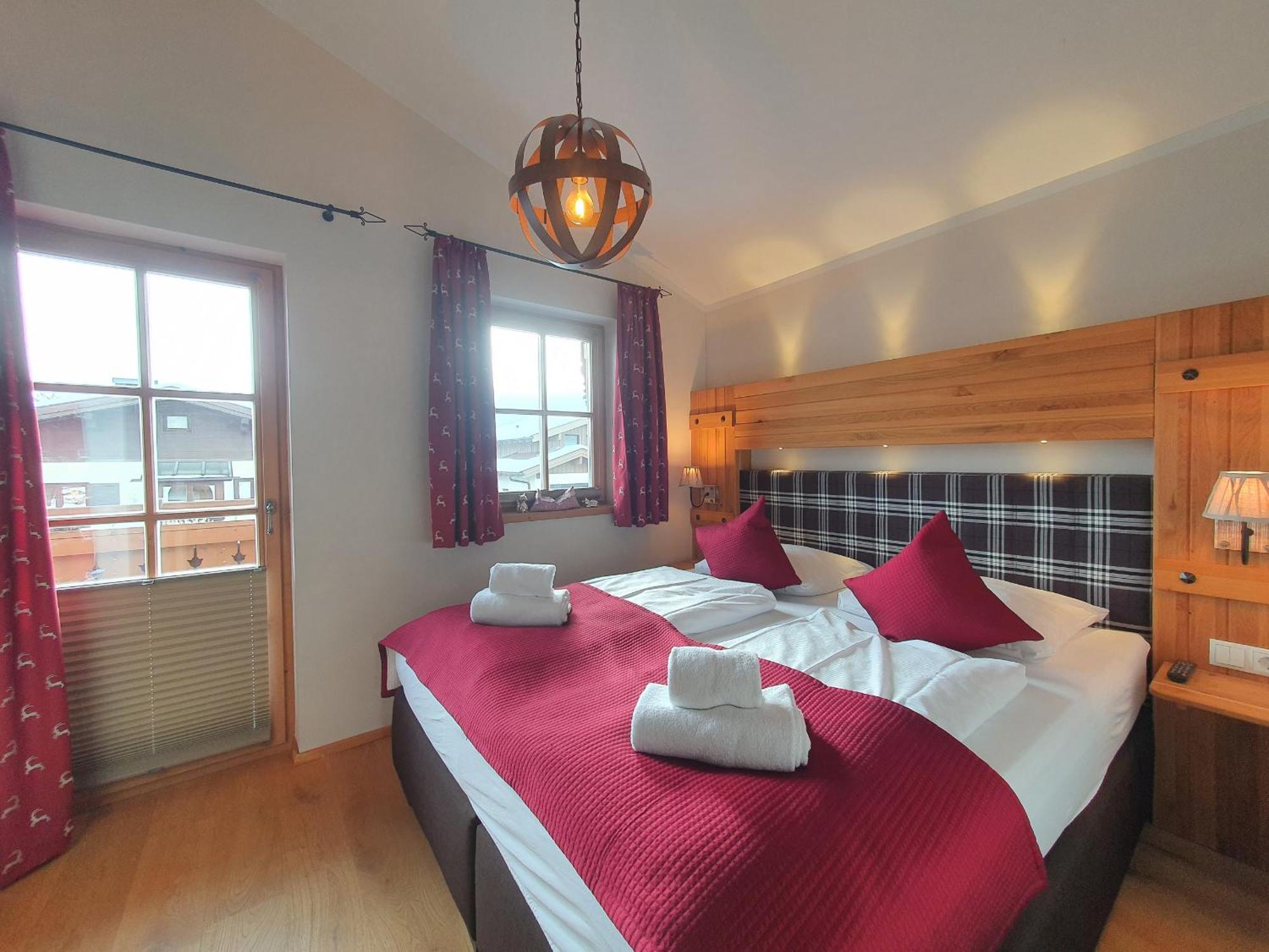Alpen Chalets Zell Am See Нидернзилль Экстерьер фото